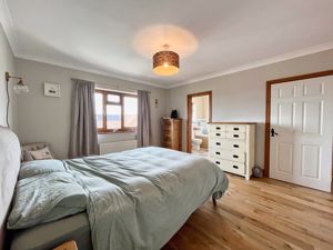 Photo 40- click for photo gallery